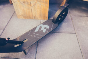 HUDORA BigWheel Air Black Edition Roller Scooter