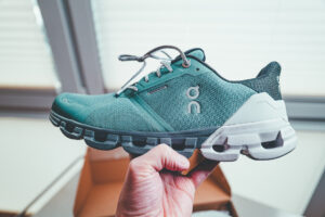 On Running Cloudflyer Cloudultra Sneaker Laufschuh