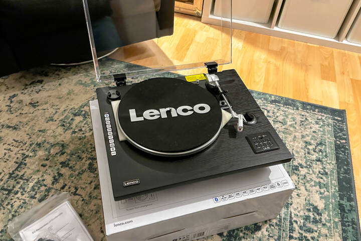 Lenco LS-55BK Schallplattenspieler Record Player Turntable