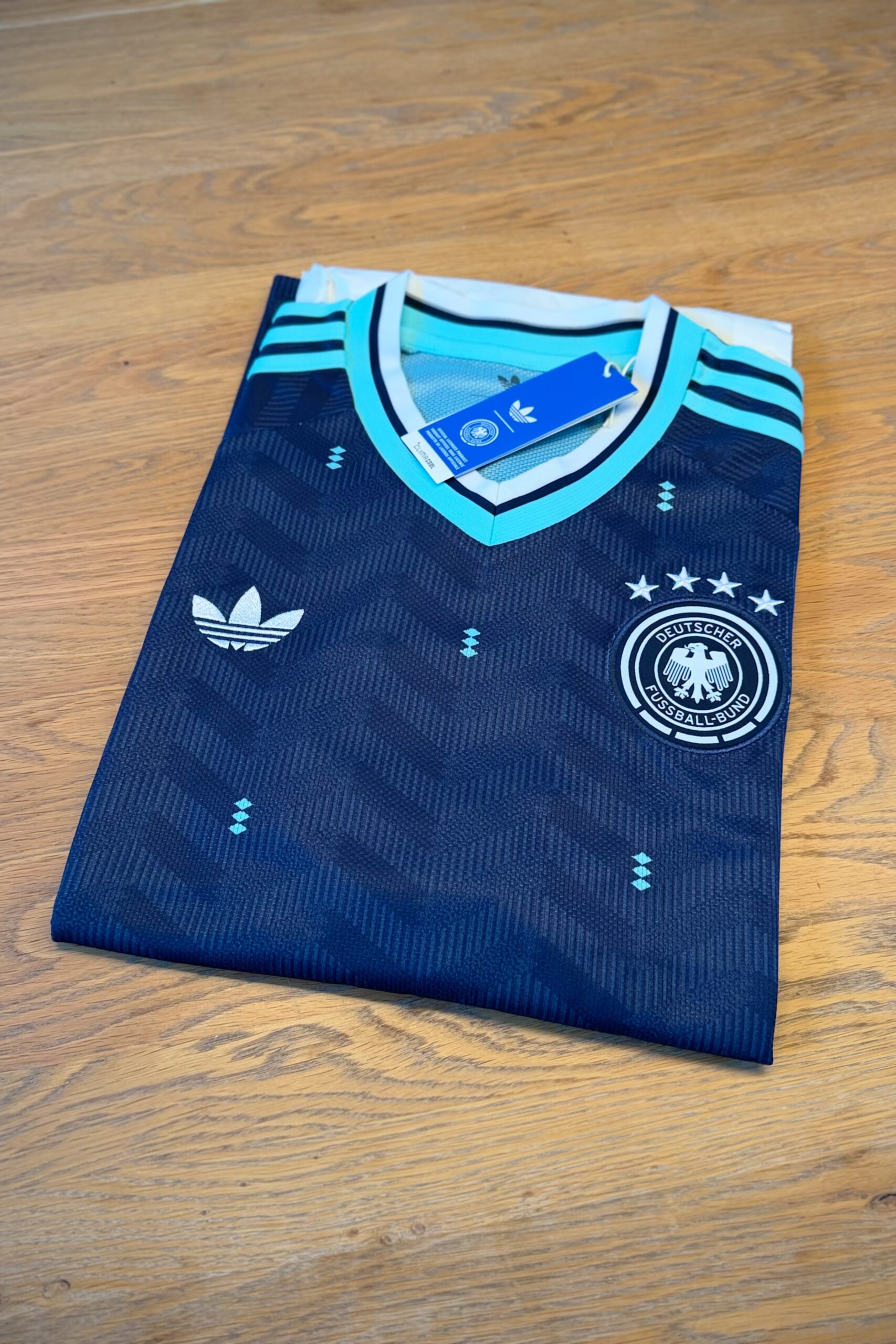Das neue DFB Away 2026 von adidas